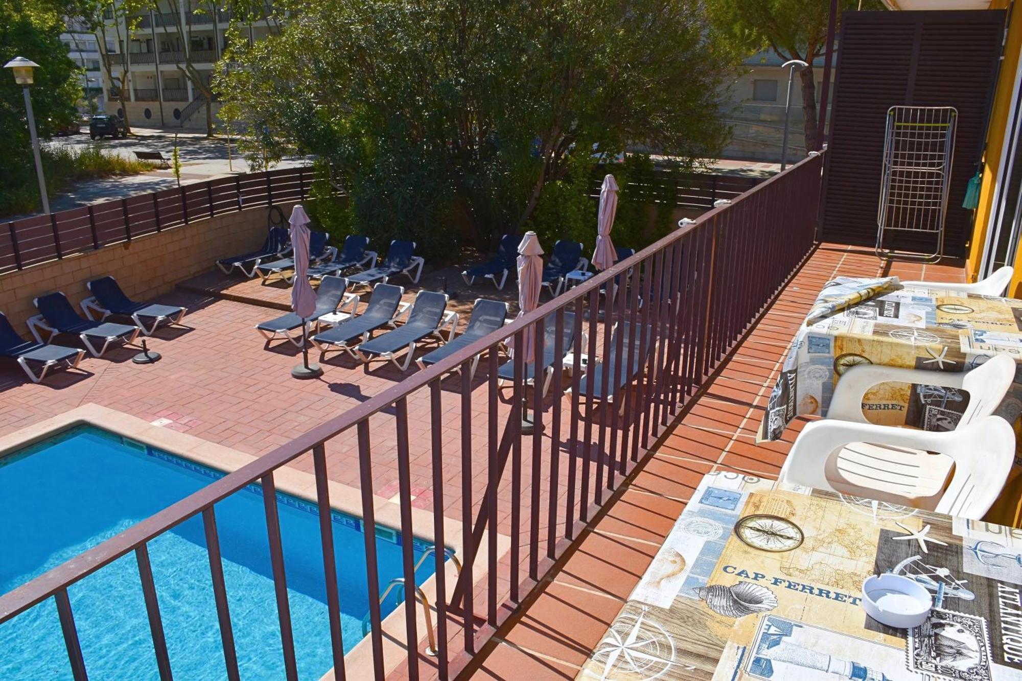Apartamentos Les Palmeres Platja d'Aro Ngoại thất bức ảnh